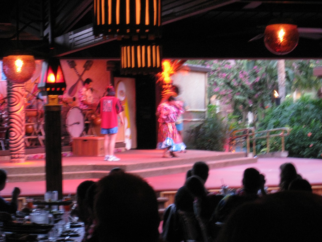 Vacation 2007-12 - Disney Parks  0325.jpg - The 2007-08 vacation to Florida included Disney World. We visited some of the larger theme Resorts along with Animal Kingdom and Disney Hollywood Studios.